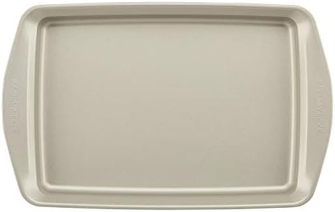 Rachael Ray Nonstick Bakeware Set without Grips includes Nonstick Cookie Sheets / Baking Sheets - 3 Piece, Silver