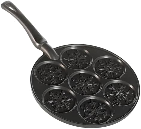 Nordic Ware Snowflake Pancake Pan Seven 3-Inch Cavities