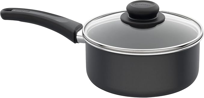 GoodCook Everyday Nonstick Sauce Pan w/Lid, 2 Quart by GoodCook