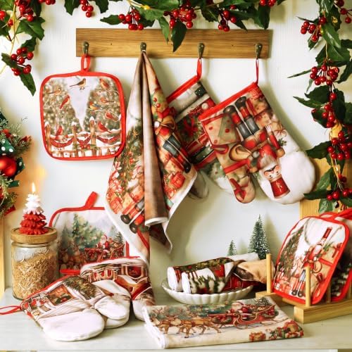 SiliFine 12 Pcs Christmas Kitchen Accessories Set Nutcracker Style