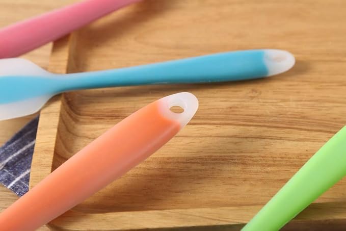 HiramWare Silicone Spatula Set of 4 - Image 4