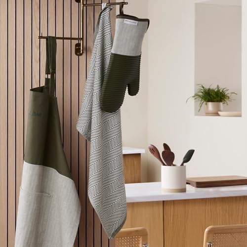 KITCHENAID® Evergreen Design Series Herringbone Ribbed Soft Silicone Oven Mitts 2-Pack Set, Heat Resistant up to 500°F, Flexible & Waterproof, Deep Forest Green, 7"x14"