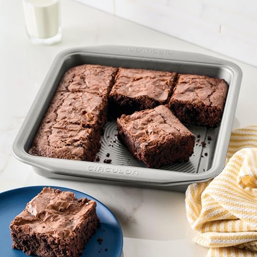 Circulon Nonstick Bakeware Baking Pan / Cake Pan, Square - 9 Inch, Gray