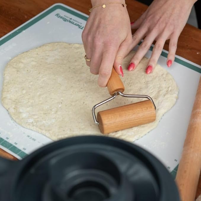 Watris Veiyi Small Rolling Pin, Wooden Dough Roller, Non-Stick Pizza Roller - Image 5