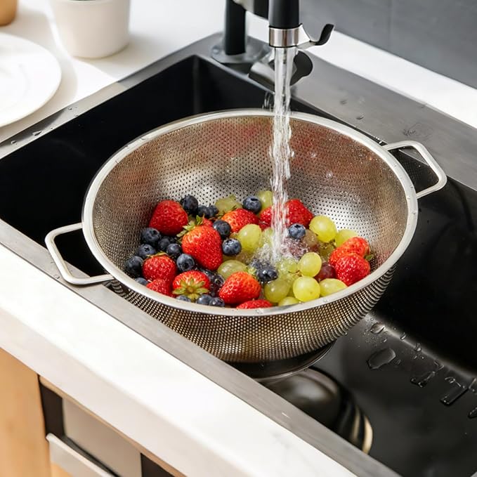 304 Stainless Steel Colander, Micro-Perforated 3-Quart Strainer - Image 4