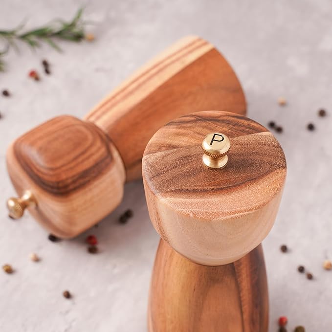 Salt and Pepper Grinder Set - Image 9