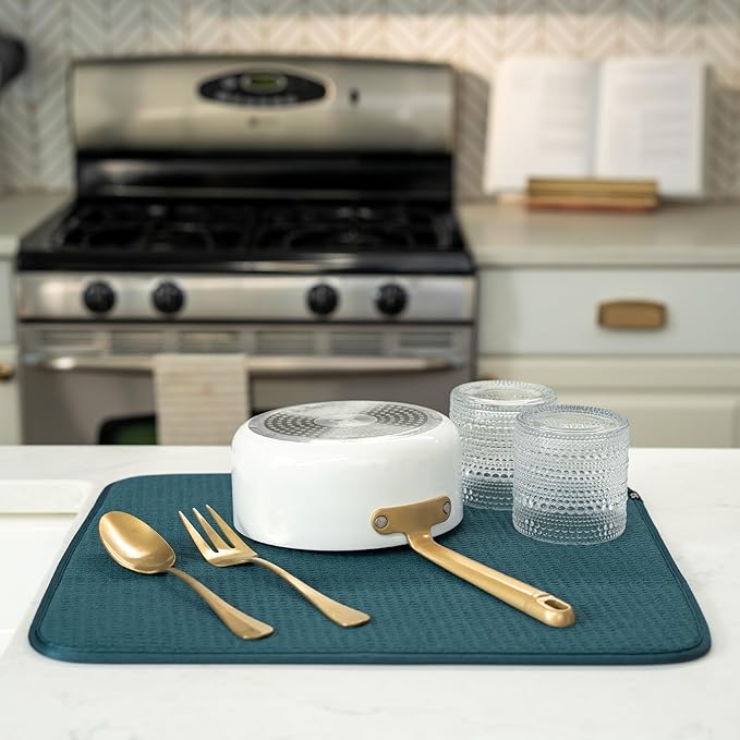 S&T INC. Dish Drying Mat, 16” x 18”, Absorbent Microfiber Kitchen Counter Mat - Image 4