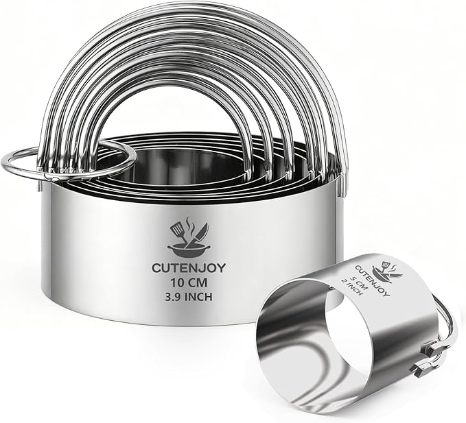 6 Pcs Large Cookie Cutters, Round Biscuit Cutter Set by Unknown