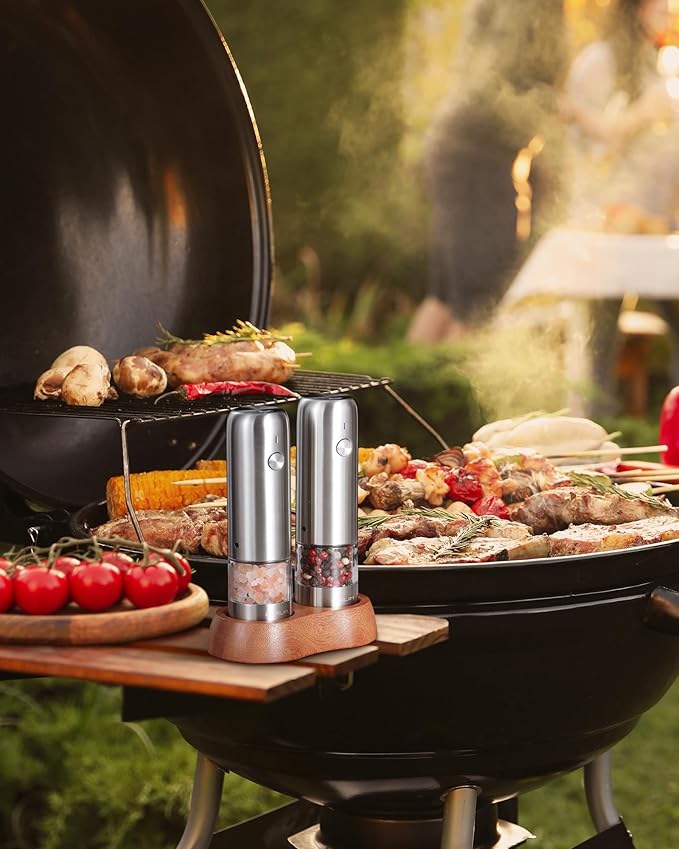 FORLIM Mini Electric Salt and Pepper Grinder Set - Image 9