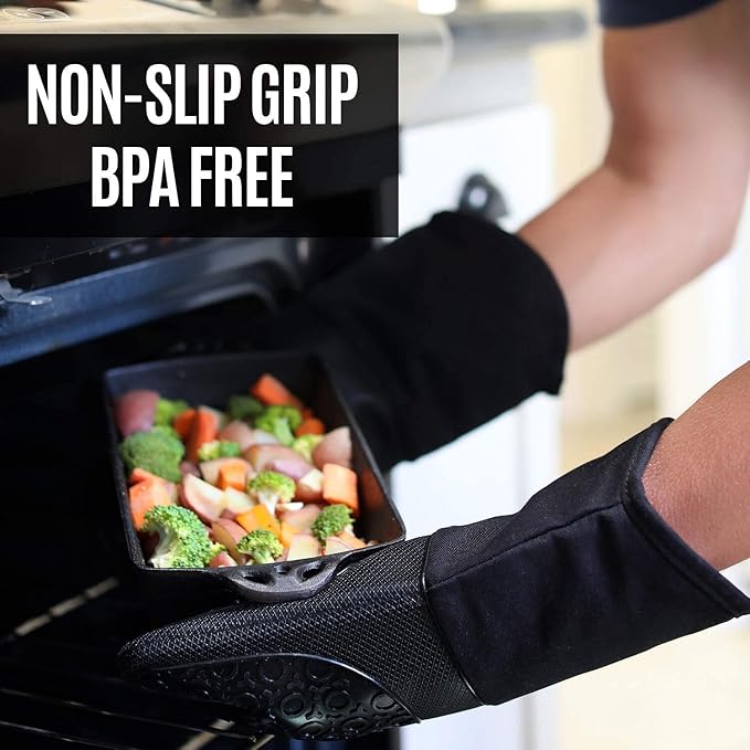 BPA-Free Soft Silicone 4 Piece Oven Mitts & Trivets Set - Image 2