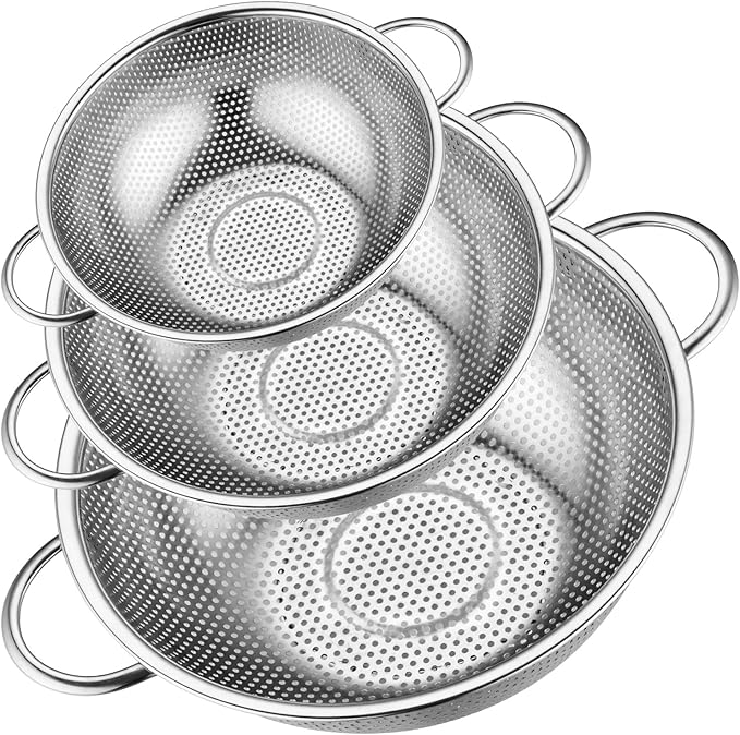 Leonyo Stainless Steel Colander by Leonyo