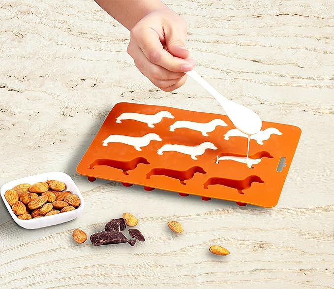 Dachshund Dog Shaped Silicone Ice Cube Molds and Tray Brown - Image 3