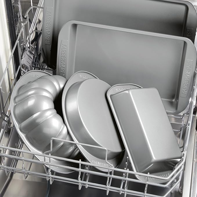 Farberware Nonstick Bakeware 3-Piece Cookie Pan Set - Image 8