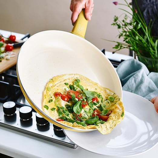 GreenLife Nonstick 8" Frying Pan Skillet, Non-Toxic PFAS-Free Ceramic Nonstick - Image 2