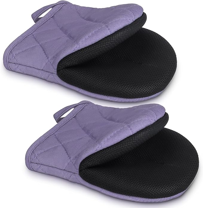 1 Pair Short Oven Mitts by Qulable
