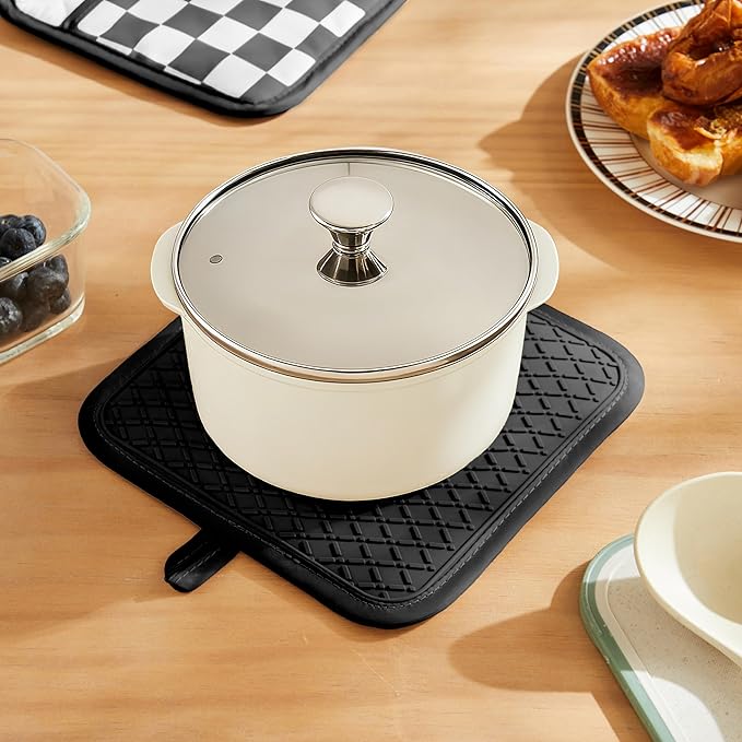 Ohocut Checkered Pot Holder, Silicone Pot Holders - Image 3