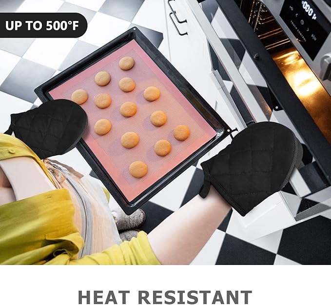 1 Pair Short Oven Mitts - Image 2