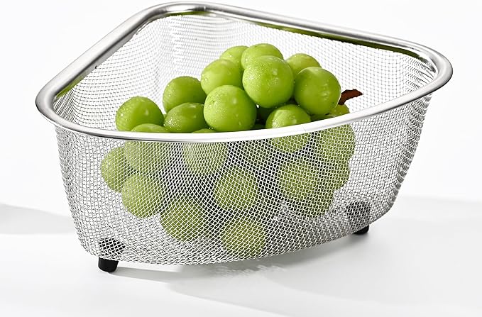 Fox Run Large Stainless Steel Triangular Colander, 3 Quart Pasta Strainer - Image 2
