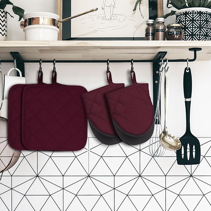 Oven Mitts and Pot Holders Set, Heat Resistant Silicone Kitchen Mini Oven - Image 7