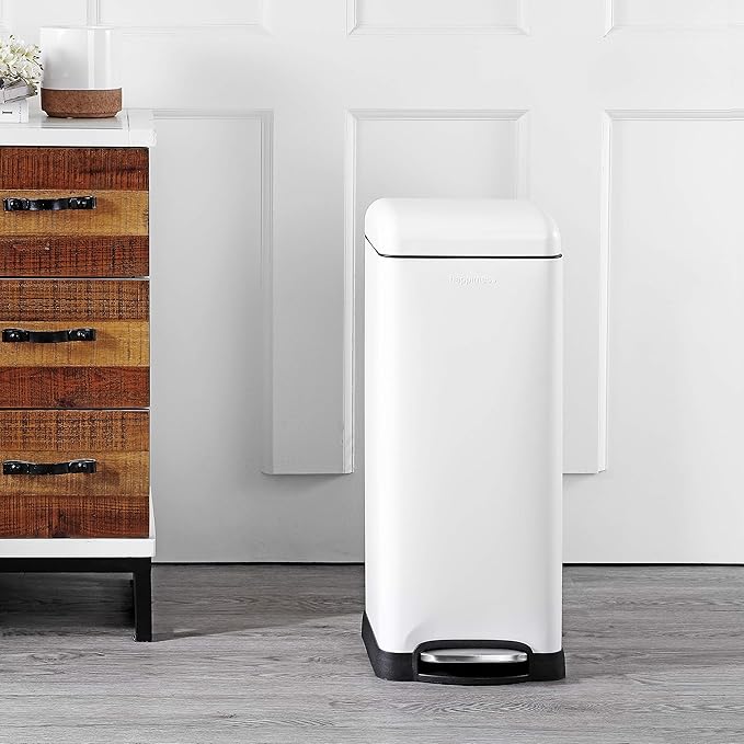 happimess HPM1007A Betty Retro 8-Gallon Step-Open Trash Can - Image 2