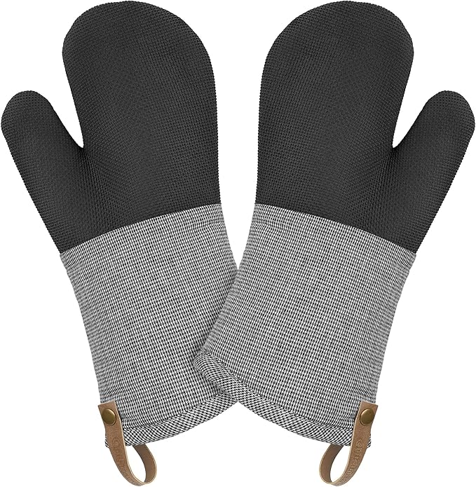 Cuisinart Kitchen Oven Mitts – Heat-Resistant Kitchen Mitts by BestBrands