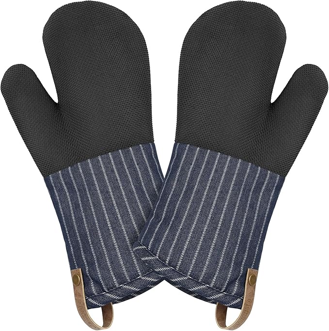 Cuisinart Heritage Kitchen Oven Mitts – Heat-Resistant Kitchen Mitts by BestBrands