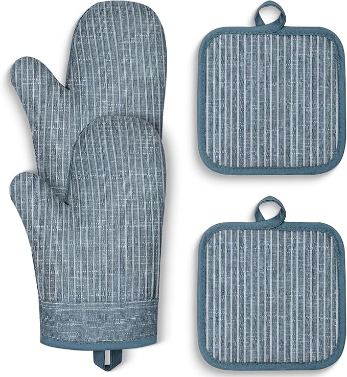 Oven Mitts and Pot Holders, Silicone Oven Gloves, 500 F Heat Resistant Oven by Unknown